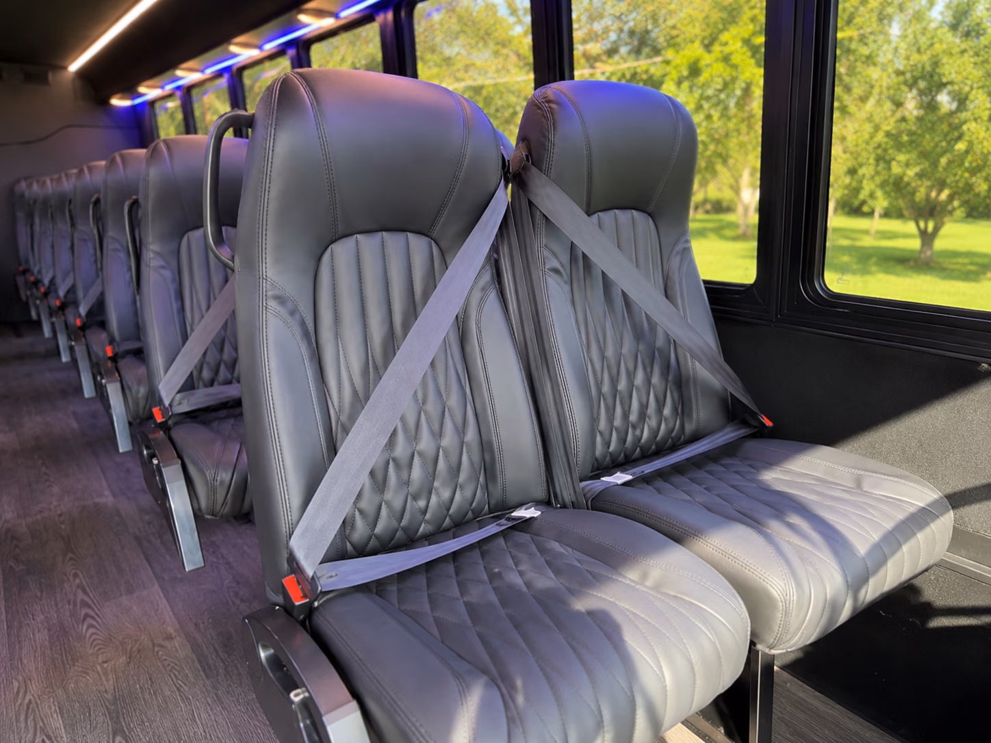 laredo get your employees to work on time with a laredo charter bus