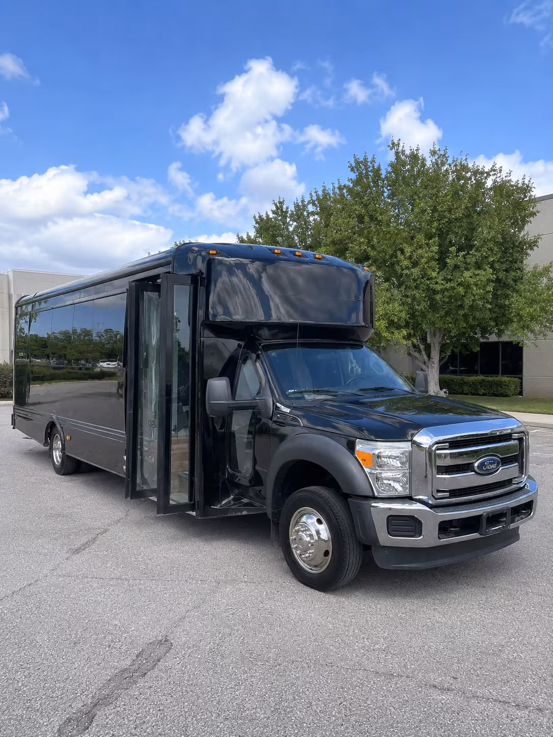 party buses from pharr to the mcallen convention center make prom night unforgettable