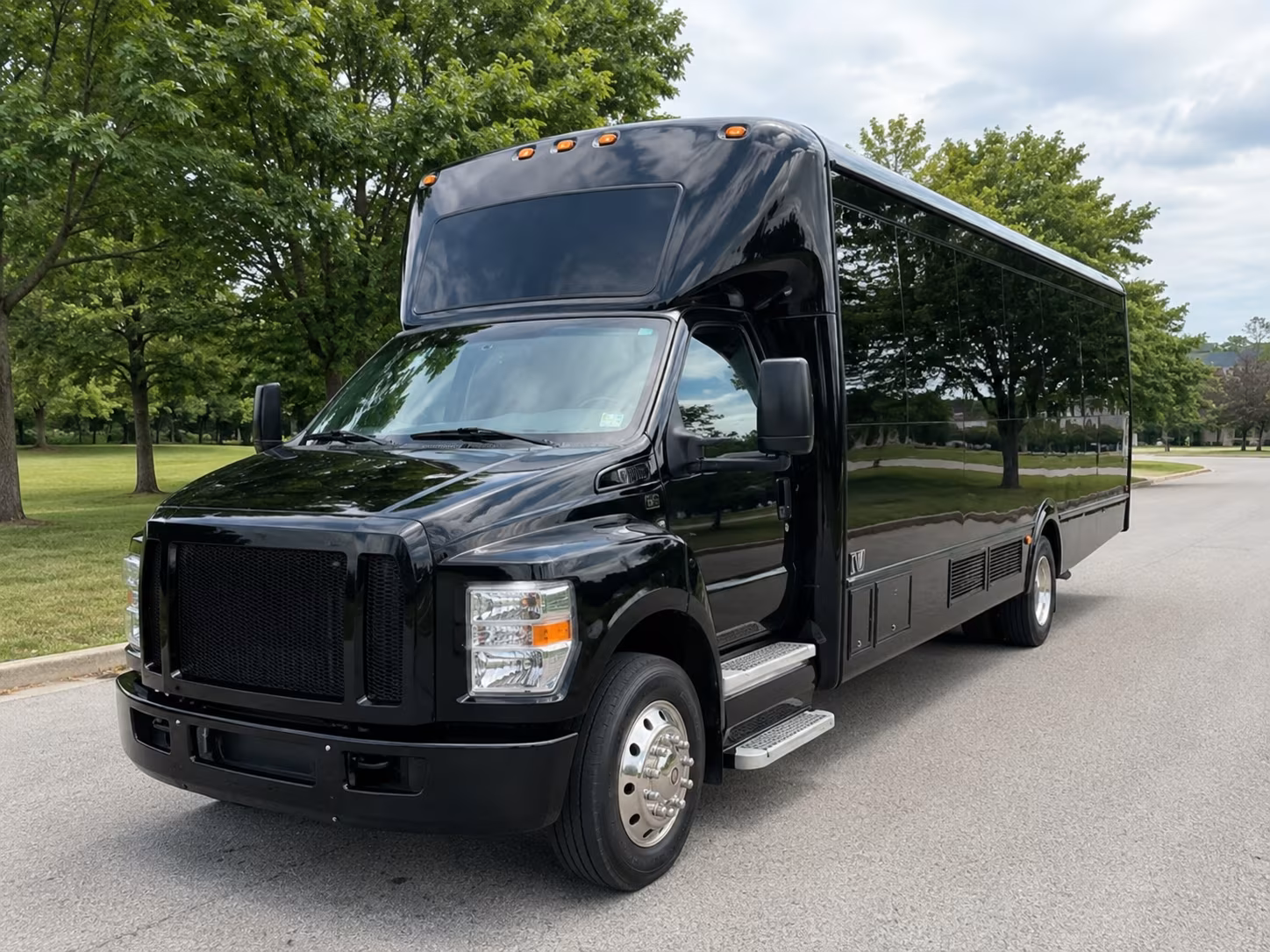 san antonio wedding bus rentals for small and large celebrations