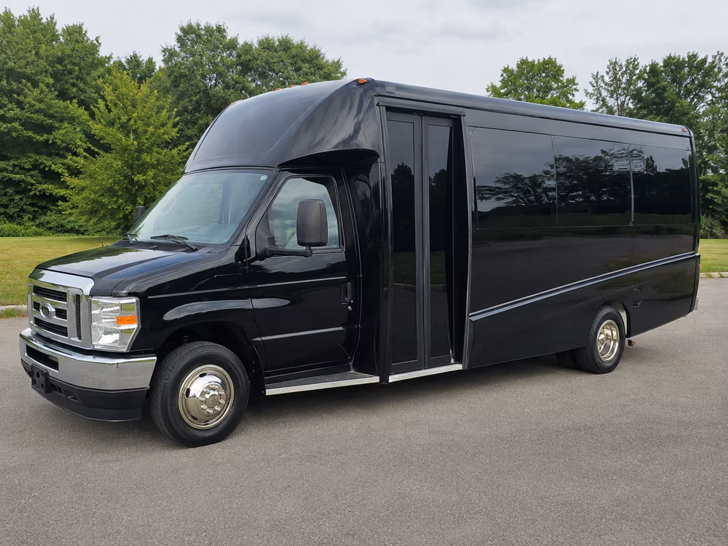 weslaco streamlined winery tour transportation in weslaco
