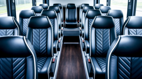 18 passenger minibus rental victoria