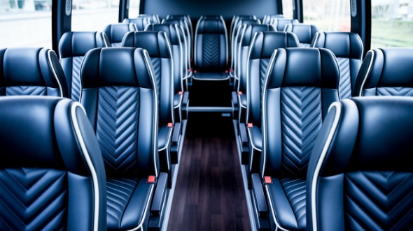 25 passenger minibus rental victoria